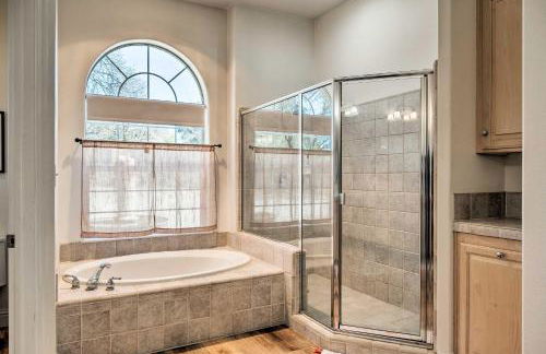 Hot Tub and Mtn Views Peaceful Columbia Retreat! - Foto 16