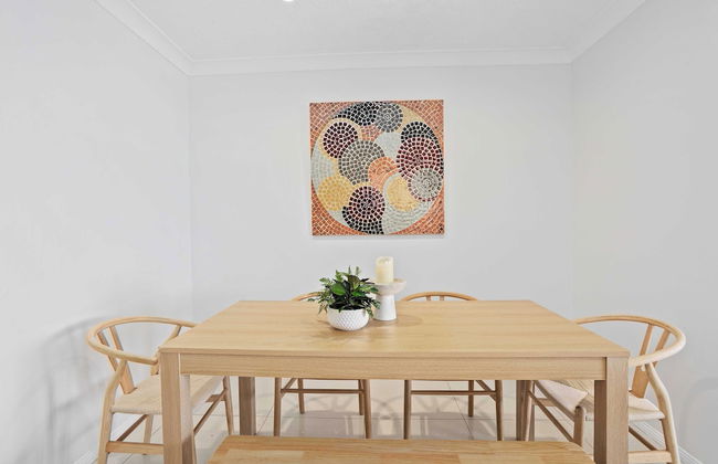 Chic Coastal Charm on Palm Beach - Photo 13