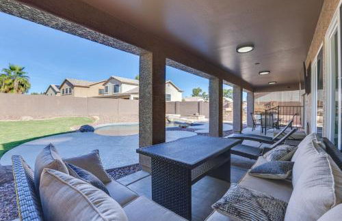 7 Mi to State Farm Stadium Family Home with Pool - Foto 24