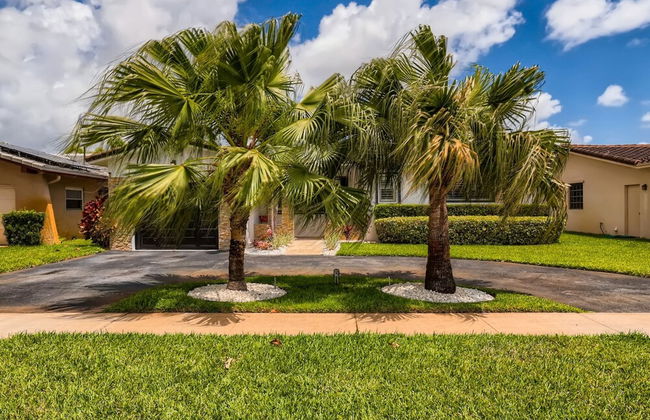 Great Location Private House Pool, Hot Tub, Patio w/ Fire Pit 3br/2ba - Foto 26