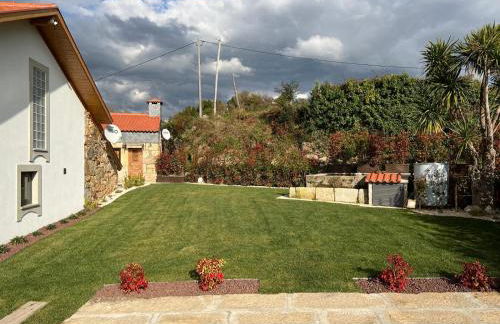 House with saltwater pool - Charming in the Douro Valley - Foto 22