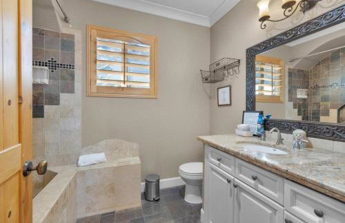 Private, Views, Free Wine Tickets, and Ask about 100 Dollar Taco Caterer For 10 - Foto 49