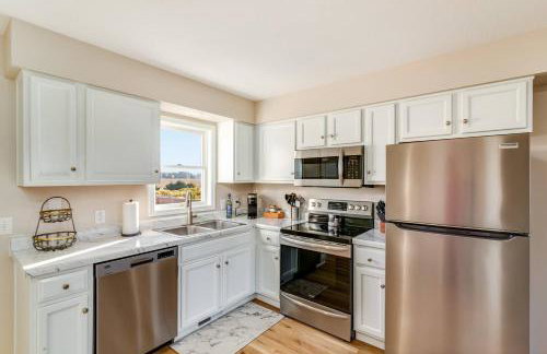 Charming 2BR Home w Outdoor Space & BBQ Grill - Foto 2