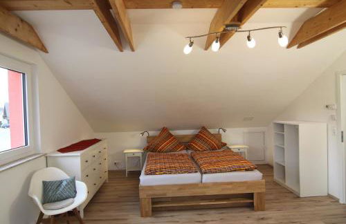 Gemütlich-moderne Ferienwohnung in ruhiger Lage - Foto 1