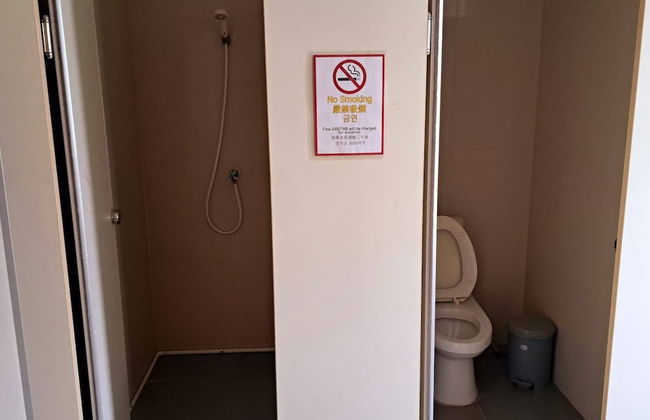 5B - 2 Bedroom Downtown Apartment With Shared Pool - Photo 23