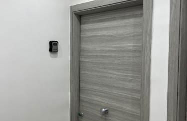 Dimora di Antonietta Room - near Train Station & Wi-Fi - Foto 16