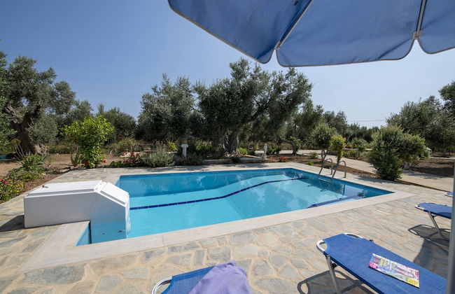 Villa in Crete Near Rethymno Beach - Photo 19