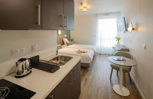 All Suites Appart Hôtel - Le Havre Centre - Les docks - Foto 5