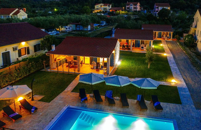 Dalmatian Pearls - Photo 45