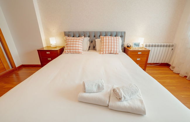 Pool Cinema Villa by Vacationy - Foto 17