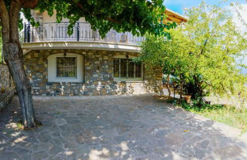 Σπίτι στο Τείχιο με θέα Βαρδούσια και Γκιώνα - Foto 23