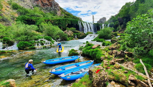 Tour de caiaque no rio Zrmanja