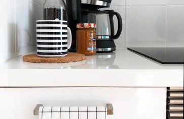 New Stunning Seaview Apartment with lovely balcony - Photo 7