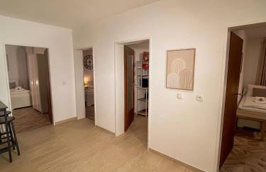 C4S - COME4STAY - Töging - InnStay - 3 Zi Apartment in Töging - 7Personen - Küche - Badezimmer - Balkon - SmartTV - WLAN - Foto 16