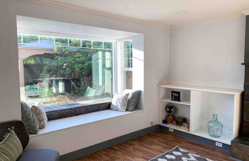 Riverwalk Retreat: Spacious, Hot tub, near Autzen - Foto 6