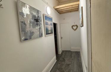 Shannon suite- Home away from Home-suitable for couples, contractors and NHS- free parking - Foto 28