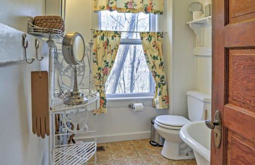 Dainty New Preston Cottage with Dock and Lake Views! - Foto 12