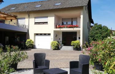 Wein-und Gästehaus Alfons Bollig - Foto 1