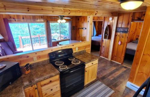 Lakeside 2 Bedroom Glacier Cabin On Kab - Foto 13