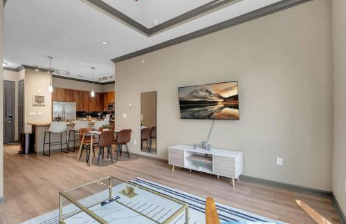 Chic 2BR- Pool,Gym,Pkng,Near BOK Ctr&Arts Dstrct - Photo 59