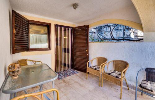 Apartments Land - Photo 9