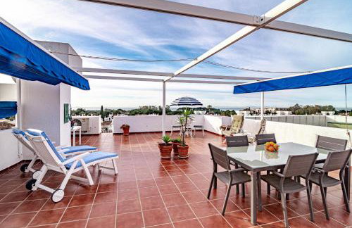 Andalusian Elegance apartment in El Paraiso with 360 views over Sea and Mountains - Photo 22