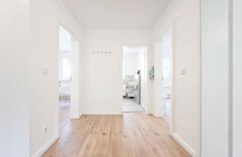 Tolstov Apartments - Monteurwohnungen mit 3 Zimmern , Balkon und Parkplatz - Photo 25