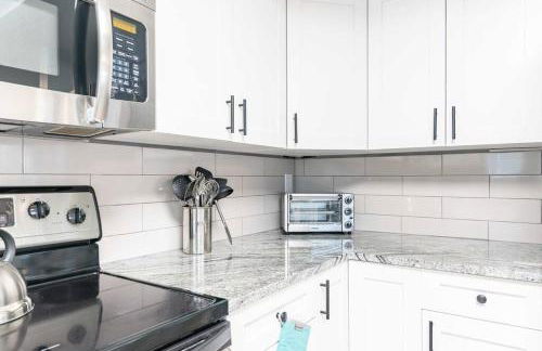 Renovated 3B 2BA, oasis yard Hot tub - Foto 38