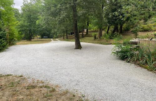 Bus atypique au bord du canal du midi et au cœur d'une forêt 2 chambres - Foto 5