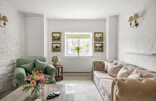 Live the coastal cottage dream in Dorset AONB - Photo 2