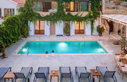 Villa Tramonto with Private Heated Pool, by ZanteWize - Foto 41