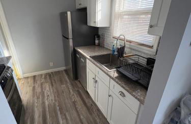 Cozy Euclid Home Near Lakefront - Foto 16