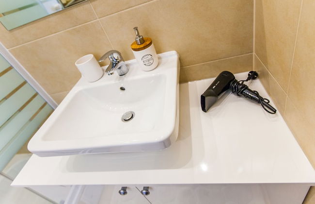 City Apartment by Stadthalle - Photo 12