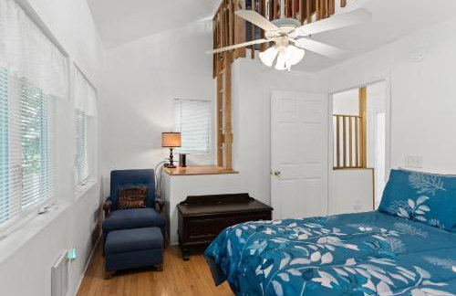 Cottage with Private Lake Access! Short distance to town - Foto 18