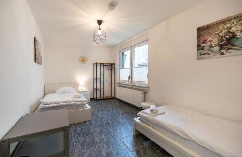 Stylische große 5-Zimmerwohnung-WLAN-Free Parking- - Foto 27