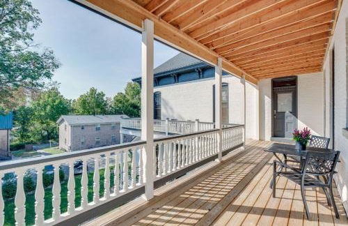 Chic and Historic Apartment about 6 Mi to Louisville! - Foto 17