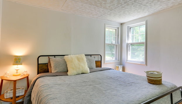 Catskills Vacation Rental w/ Creek Access - Foto 3, Interior