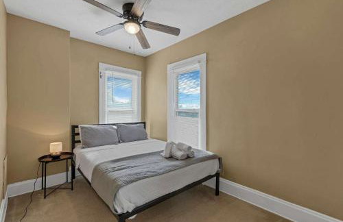 Your Central Columbus Retreat Awaits 5 BR 2 Bath - Foto 17