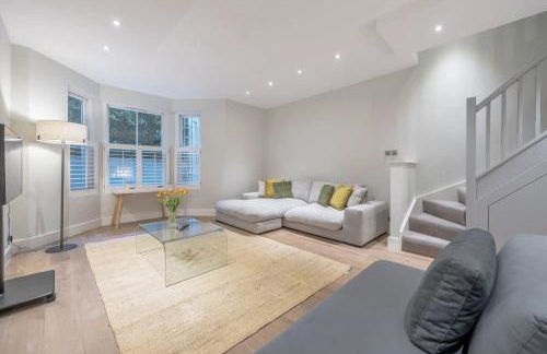 Stylish 3-floor 3bed home with garden near river - Foto 26