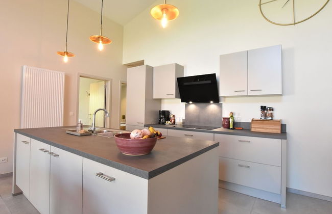 Tasteful Holiday Home in Sijsele-brugge With Garden - Photo 6