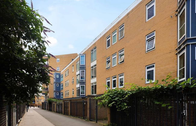 Beautiful & Vibrant 2BD Home w/ Balcony - Hackney! - Foto 12