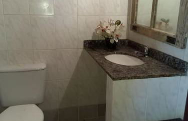 Casa em penedo com cachoeira - Photo 36