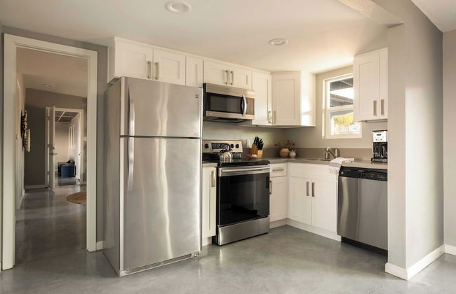 Jackrabbit Ridge by Avantstay Entertainers Paradise w/ Pool & Games - Photo 9