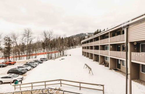 Sunday River Ski In Ski Out Mountain View Condo with Hot Tub Pool and Sauna! - Foto 27