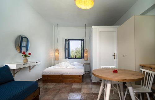 Aeolus pool apts - Photo 9