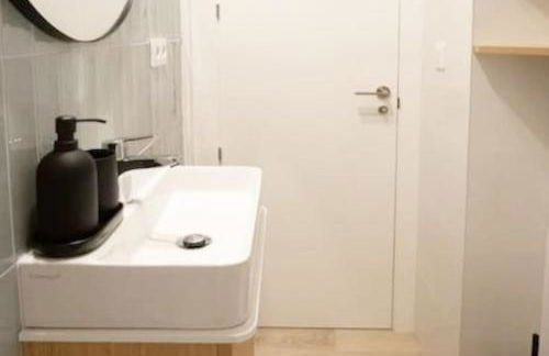 Luminoso estudio con vistas al mar - Foto 9