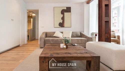 MyHouseSpain - Estilo y confort en Oviedo - Foto 2