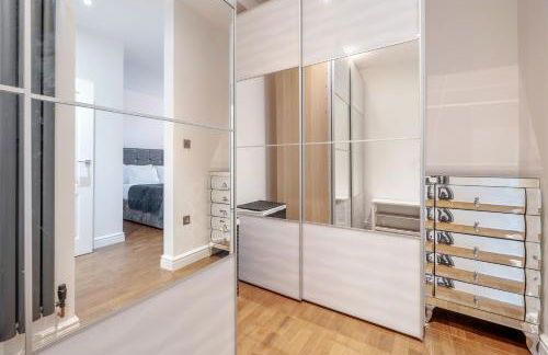 Maida Vale Gem by Little Venice with Stunning Garden - Photo 19