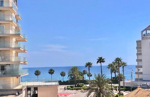 Larimar Apartament balcón y vistas al mar y al Peñón, piscina y parking - Foto 11