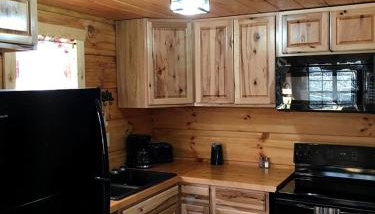 Authentic Stunning Cabin Rental with Private Jacuzzi near Huntington, West Virginia - Foto 3